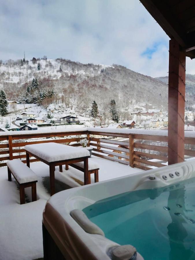 ラ・ブレス Casa De Monzel With 6-Person Jacuzzi & Panoramic Viewヴィラ エクステリア 写真