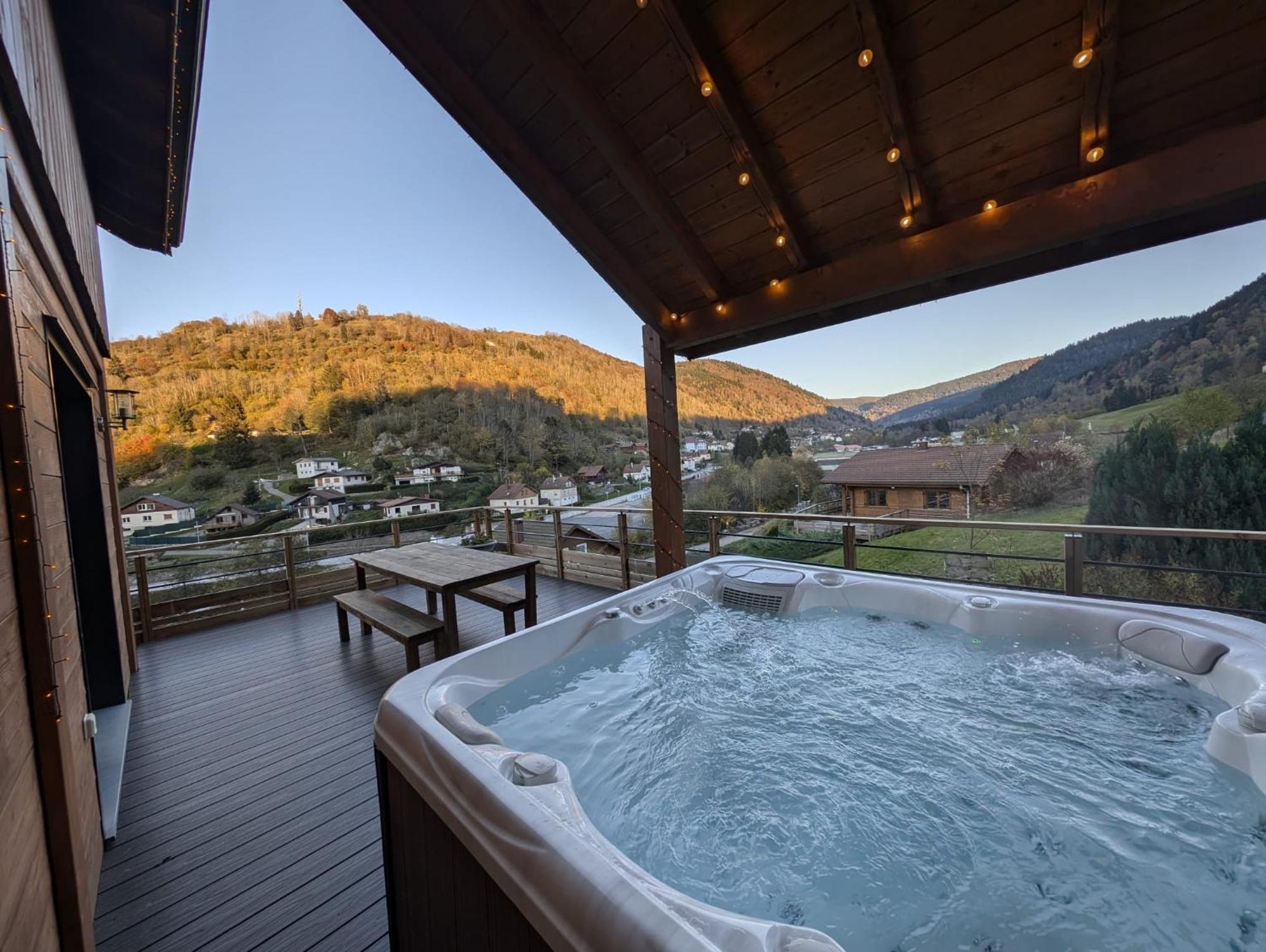 ラ・ブレス Casa De Monzel With 6-Person Jacuzzi & Panoramic Viewヴィラ エクステリア 写真